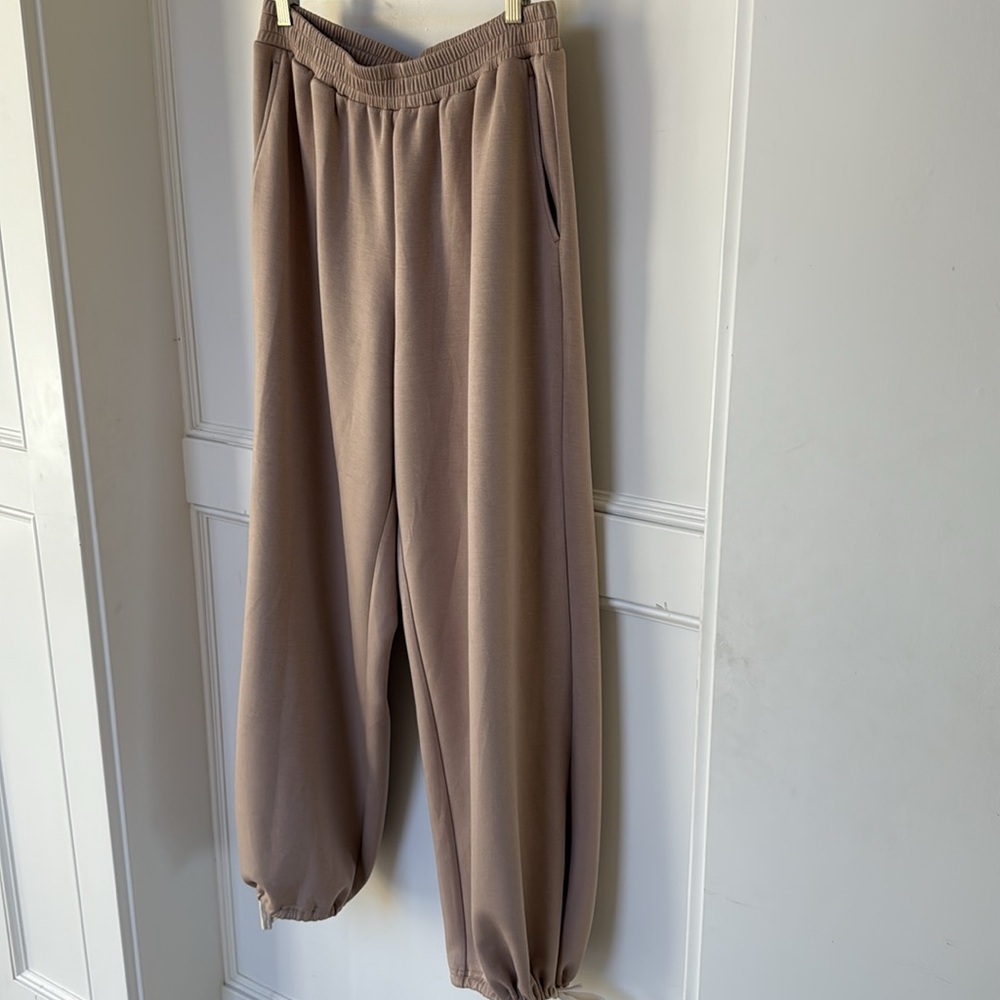 NAP Loungewear Oversized Wide Leg Pants With Tie Hem Tan Color Womens Size Large - Picture 4 of 16